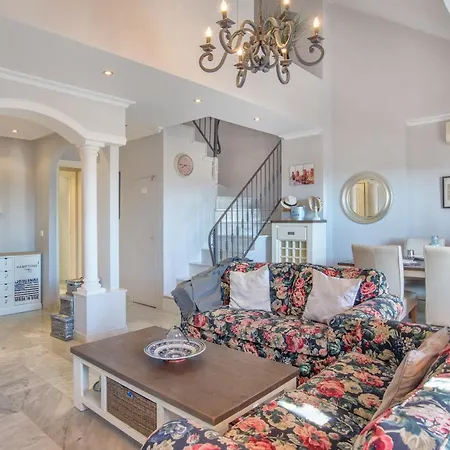 Senorio De Aloha Penthouse Apartment *